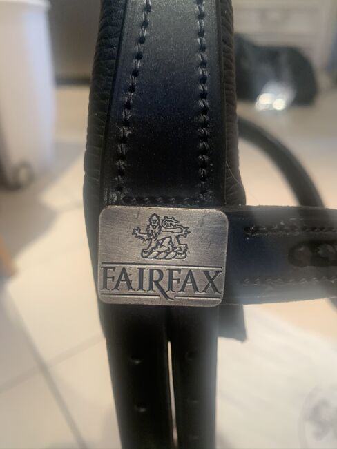 Black Snaffle Cavesson Bridle with Black Crystal Browband, Fairfax, Sara, Trensen, Great Missenden , Abbildung 5