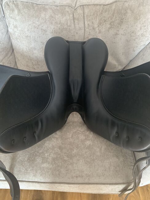 Black Whittaker Dressage saddle, Whittaker , Aimie Roberts , Dressursattel, Wrexham , Abbildung 5