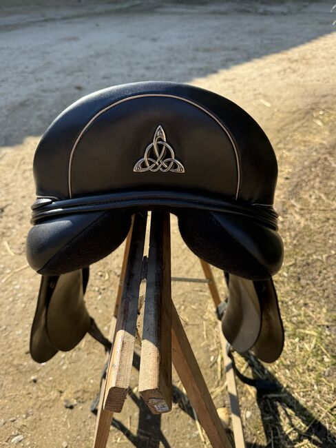 Bliss of London, 17,5 Loxley Dressage, Bliss of London Lord Loxley, Martina, Dressage Saddle, Jülich, Image 3