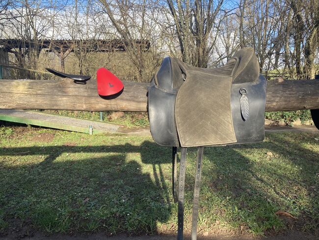 Barefoot Sattel Madrid, Barefoot Madrid, braun, Nathalie Leßmöllmann , Treeless Saddle, Waldalgesheim 