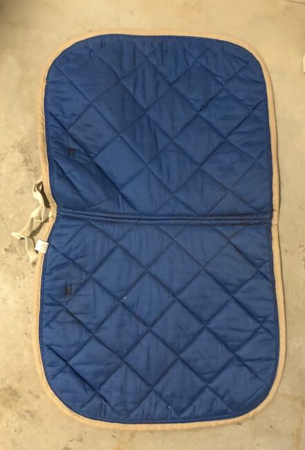 Blaue Dressurschabracke mit beigem Rand FULL, Louisa Neglein, Dressage Pads, Bad Homburg , Image 2