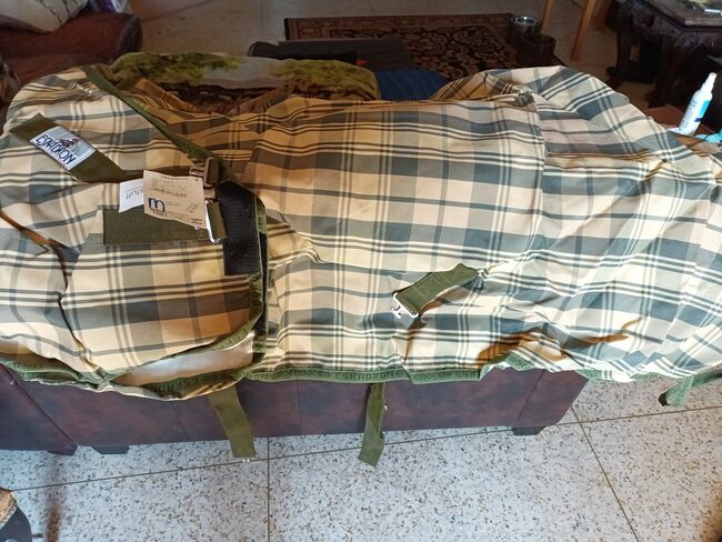 BNWT Eskadron Stable sheet, Eskadron , Carolyn Thow, Horse Blankets, Sheets & Coolers, Alvarado