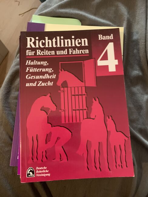 Bücher für FN Lehrgänge, Jana Strelow, Books, Löhne, Image 5