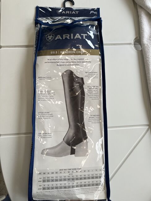 Brand new Ariat half chaps - black size large shirt, Ariat Kendron chap, Samantha , Czapsy i sztylpy, Loxahatchee , Image 2