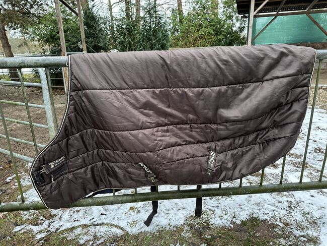 Braune Amigo Stalldecke 140cm mit 550g, Horseware  Amigo, Sabrina Dillner, Derki dla konia, Friedeburg Reepsholt, Abickhafe