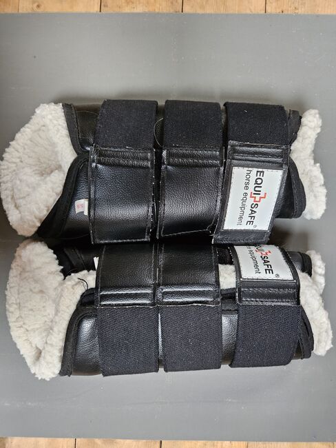 Gamaschen Größe L Hinterbeine, EquiSafe, Hannah, Tendon Boots, Biederitz