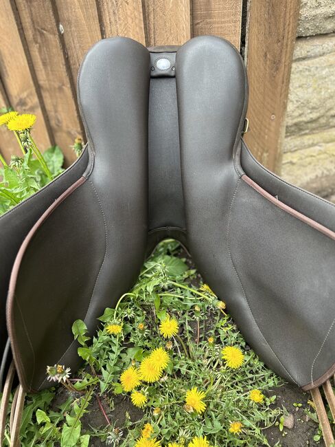 Brown Gp Wintec Saddle, Wintec  Wintec 2000 , adjustable gullet, Cyd Bennett, All Purpose Saddle, Tamworth, Image 10