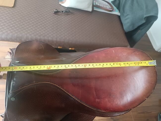 Brown leather saddle in good condition, Julie , Other Saddle, Widnes , Image 5