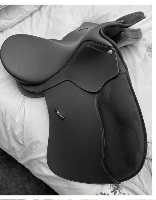 Brown Wintec 500 VSD saddle, Wintec  500 VSD, Gemma Hurst, All Purpose Saddle, Carlton in Lindrick