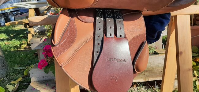 Brauner Springsattel von Eric Thomas, Kopfeisen selber wechseln, NEUWERTIG, Eric Thomas , Maresa, Jumping Saddle, Pfullingen, Image 6