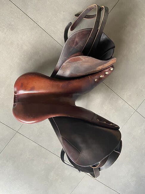 Bruno Delgrange: selle de dressage / Dressursattel, Ella, Dressage Saddle, Glarus, Image 2