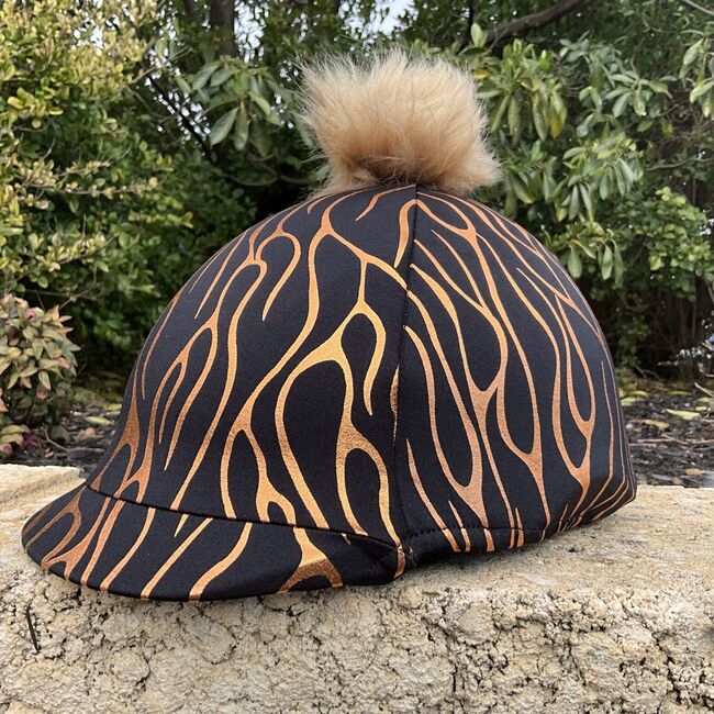 Buggez Reithelmüberzug BRONZE FEVER mit Pompom, Buggez, Maya (Swisshorseshop), Reithelme, Frauenfeld