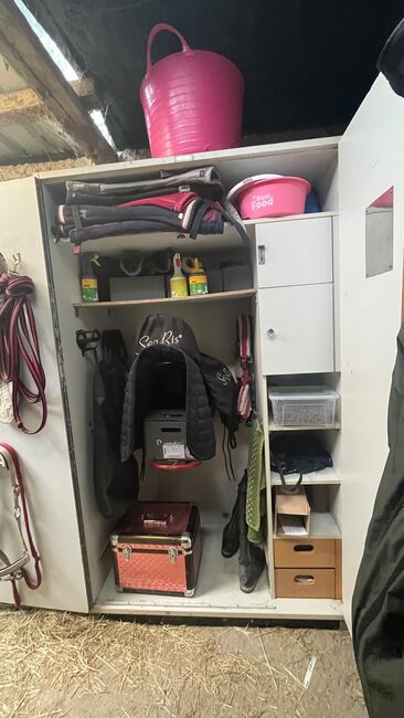 Bundeswehrschrank groß zu verkaufen, Julia, Sattelschrank / Bundeswehrschrank, Mülheim an der Ruhr, Abbildung 3