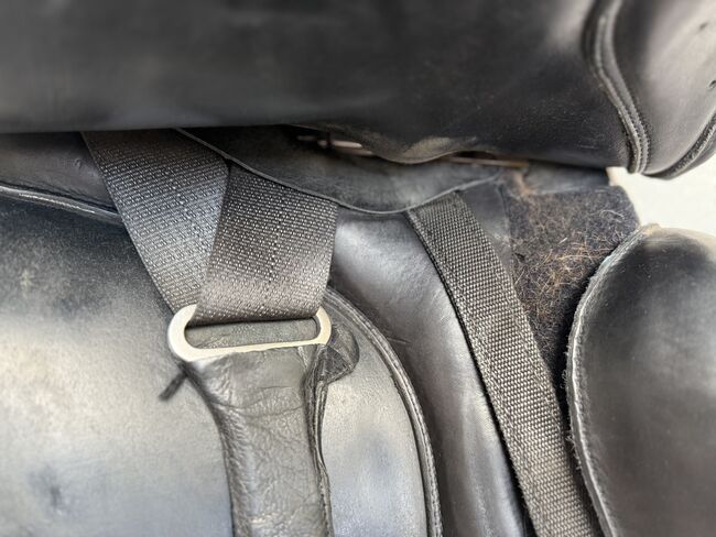 Busse Basel 17,5 inch leren dressuurzadel, Busse Basel, Cindy Lenssen, Dressage Saddle, Arnhem, Image 4
