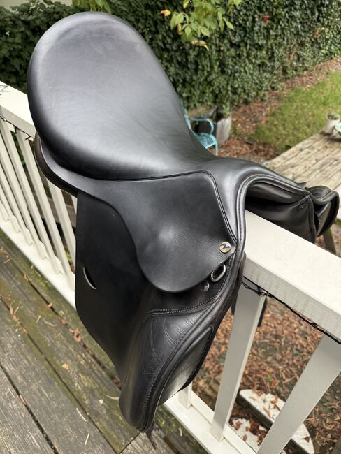 Busse Basel 17,5 inch leren dressuurzadel, Busse Basel, Cindy Lenssen, Dressage Saddle, Arnhem, Image 8