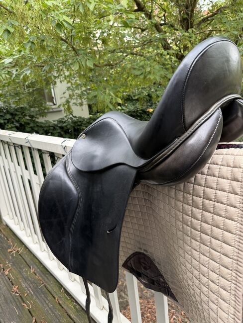 Busse Basel 17,5 inch leren dressuurzadel, Busse Basel, Cindy Lenssen, Dressage Saddle, Arnhem, Image 10