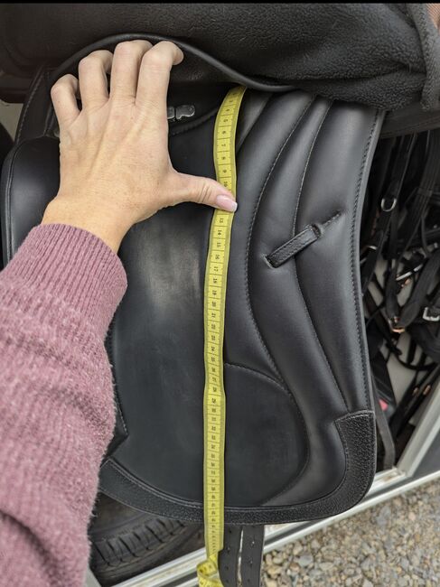 Busse Bozen 17.5 Dressursattel neuwertig, Busse Bozen, Melanie Knorr , Dressage Saddle, Nettersheim, Image 3