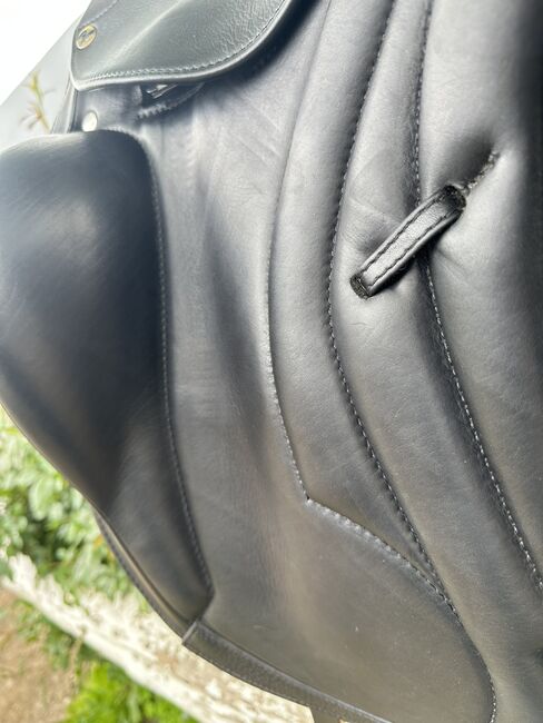 Busse Bozen Dressursattel 16,5, Busse Bozen, Lena-Marie, Dressursattel, Klagenfurt-Viktring, Abbildung 7