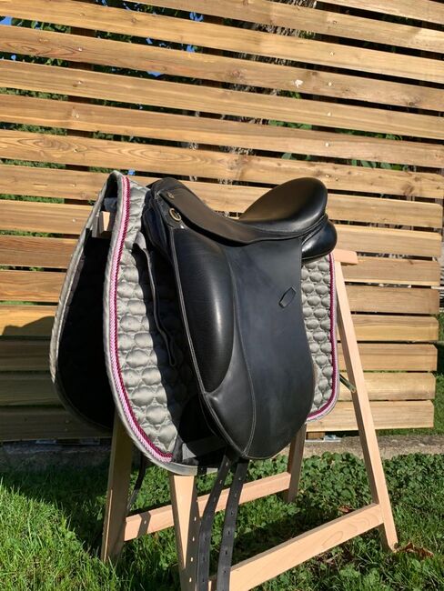 Busse Dressursattel, Nice Connetion, Größe 17“, Busse Nice Connetion, Manuela Janker, Dressage Saddle, Steinach