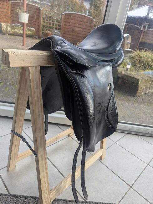 Busse Solibel Cadiz Dressursattel 17,5, Busse Solibel Cadiz, Constanze, Dressage Saddle, Leimen, Image 5