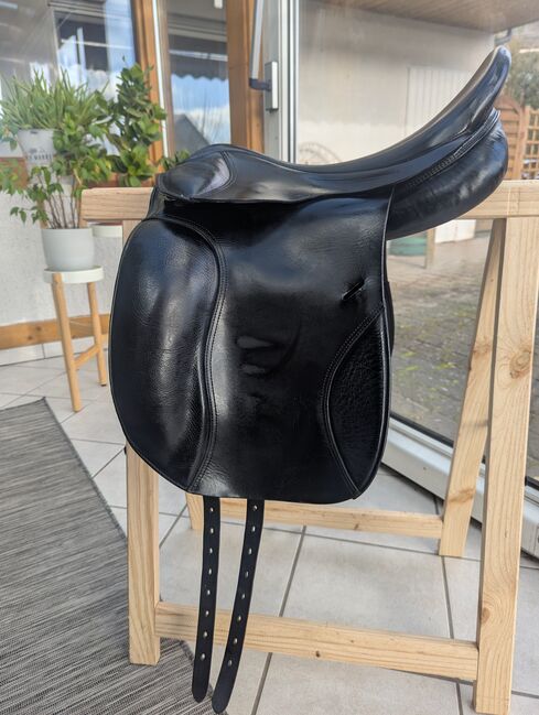 Busse Solibel Cadiz Dressursattel 17,5, Busse Solibel Cadiz, Constanze Littig , Dressage Saddle, Leimen