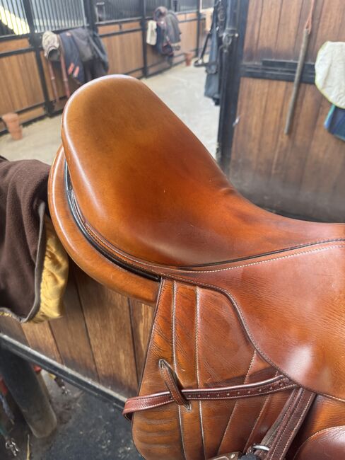 Butet 17,5 saddle, Butet, Britt Maria, Jumping Saddle, Antwerp, Image 4