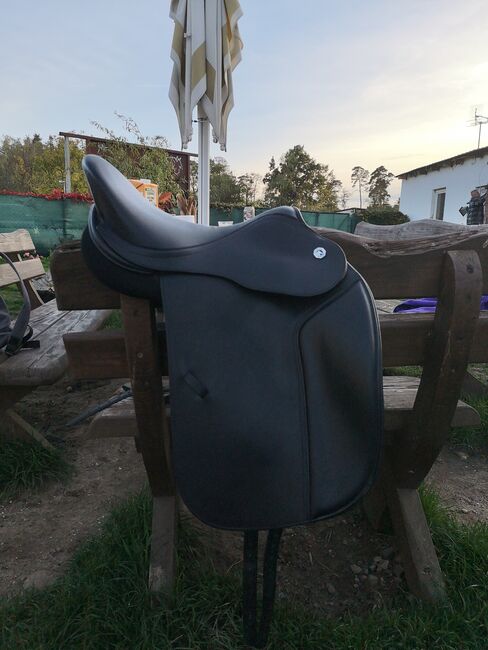 Butterfly Dressursattel Comfort Andrea Bethge 17 Zoll, Butterfly Andrea Bethge, Michèle, Dressage Saddle, Magdeburg, Image 7