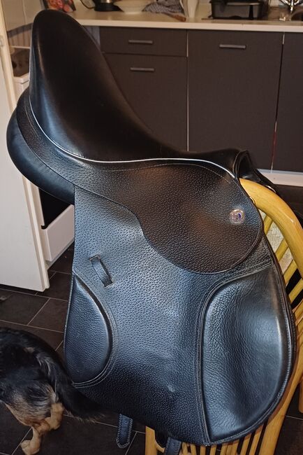 Butterfly springsattel 17 Zoll, Butterfly  HTF Stefanie, Sophia, Jumping Saddle, Frankfurt am Main, Image 4