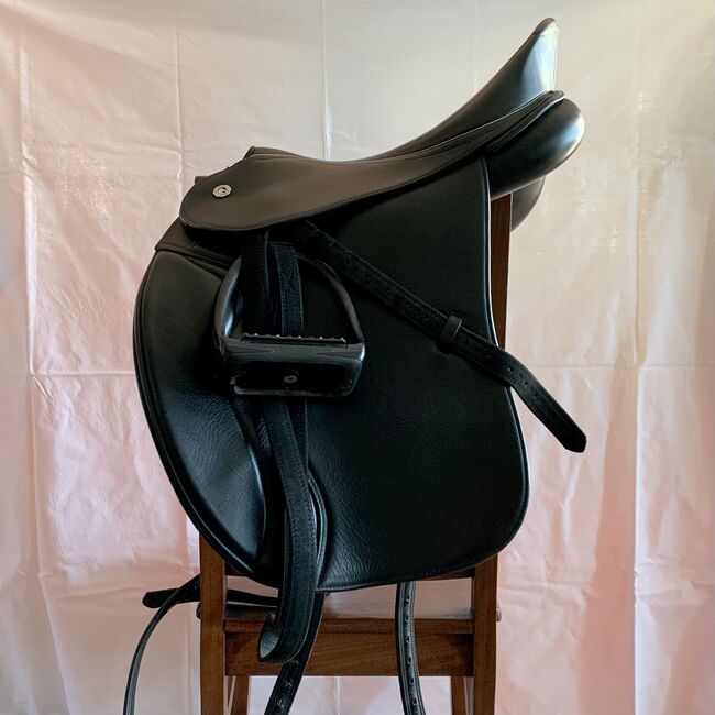 Butterfly Modell Claudia 18" schwarz, design & technik saddlery Butterfly Claudia, M. Deimling, All Purpose Saddle, Ludwigsburg