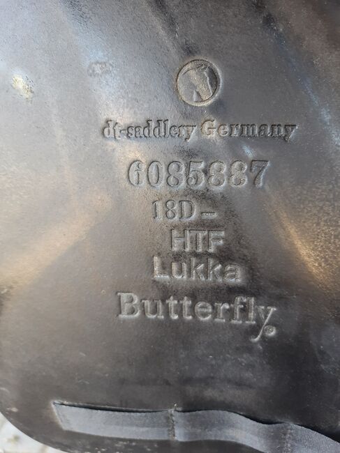 Butterfly Sattel Lukka 18" halbtief schwarz, Butterfly Lukka, Sonja Baumann, Baumloser Sattel, Rinderfeld, Abbildung 3