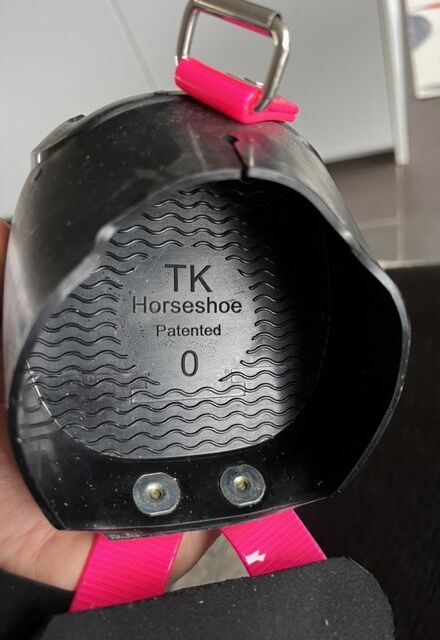 TK Hufschuhe Gr. 0 neu, TK Horseshoe TK Horseshoe Strong 0, Nina Jäger, Buty dla konia, Leonding, Image 2