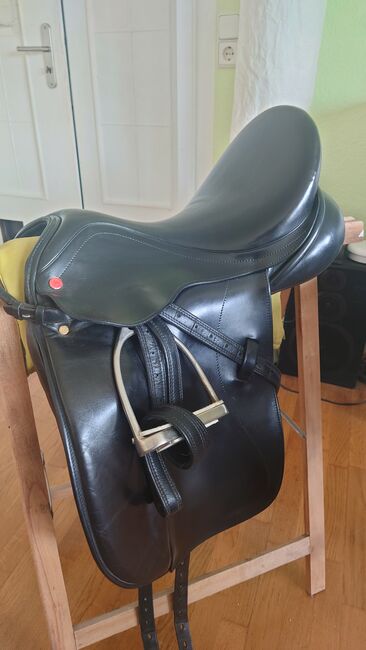 Capreole Dressursattel, 17 Zoll, schwarz, Capreole, Claudia Sauer, Dressage Saddle, Heusweiler, Image 2