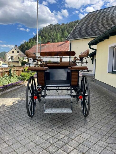 Kutsche, Anna, Carriages, Muggendorf