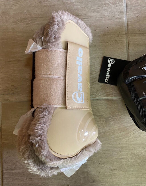 Cavallo Gamaschen WB mit Fell neu, Cavallo Himiko , TT, Tendon Boots, Gerabronn