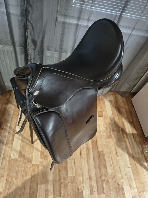 Kentaur Young Dressage 16"/3, Kentaur  Young Dressage , Moni Blahu, Dressage Saddle, Bratislava 