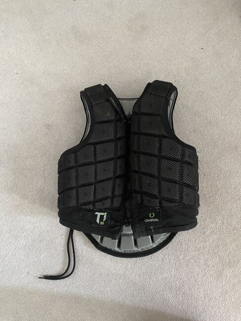 ‼️champion body protector size: regular MC‼️, Champion  Champion , Tiggy, Kamizelki ochronne, Surrey 