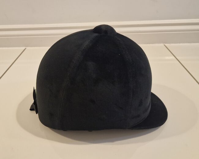 Champion Junior CPX 3000 riding hat, Champion CPX 3000, Catherine, Riding Helmets, Pontefract
