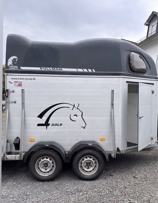 Cheval liberte gold vollalu Pferdeanhänger, Cheval liberte  Gold Pollman Fahrwerk , Mü, Horse Trailers, Gummersbach 