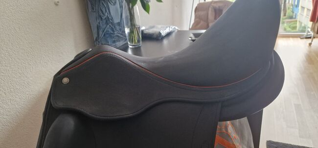 Childeric DHE 17,5 Dressursattel, Childeric  Dhl, Mirabella Hess, Dressage Saddle, Grenzach-wyhlen , Image 3