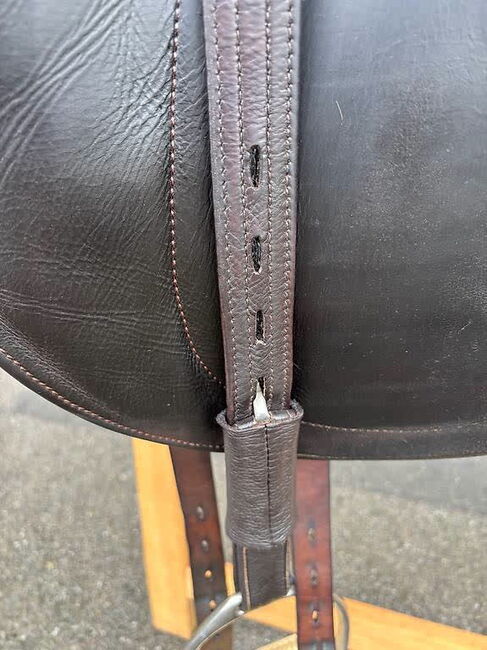 Childeric Dressursattel 16.5 Zoll, Ella, Dressage Saddle, Glarus, Image 4