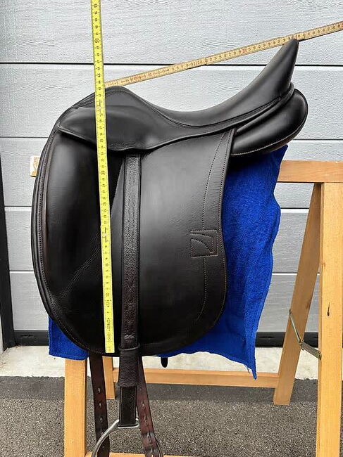 Childeric Dressursattel 16.5 Zoll, Ella, Dressage Saddle, Glarus, Image 3