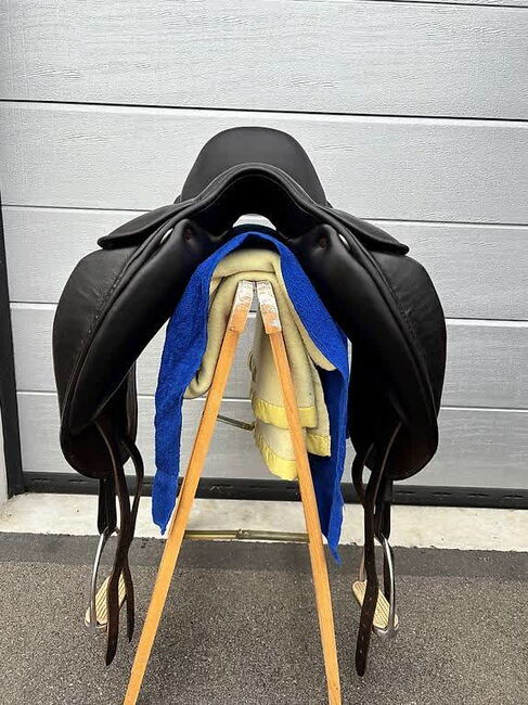Childeric Dressursattel 16.5 Zoll, Ella, Dressage Saddle, Glarus, Image 5