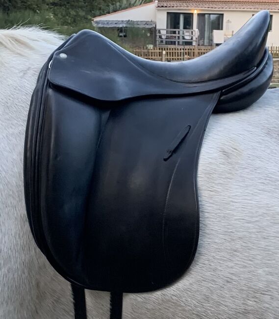 Childeric Dressage Saddle 16,5, Childéric 2D, Isaline, Dressage Saddle, Régusse