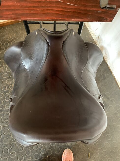 Childeric Dressursattel, Childeric  DHE, Nicole Osterwald, Dressage Saddle, Neumarkt , Image 2