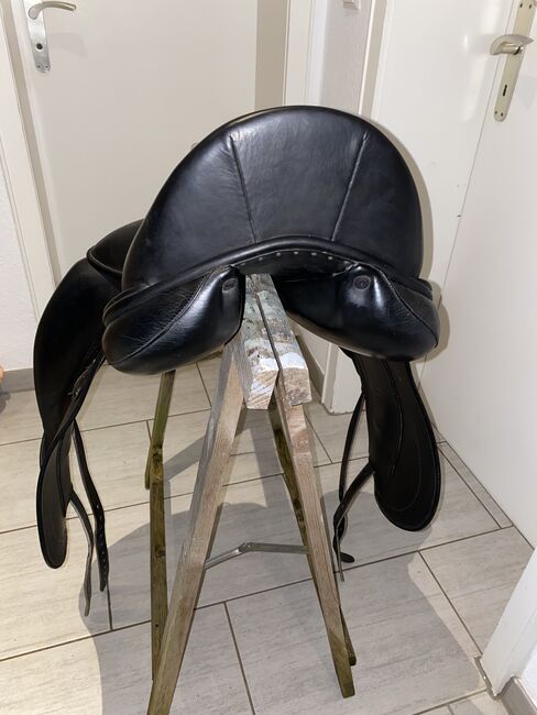 Dressursattel Childéric DSG, 17,5 Zoll, Childéric DSG, Paulina Ulherr, Dressage Saddle, Schorndorf, Image 5