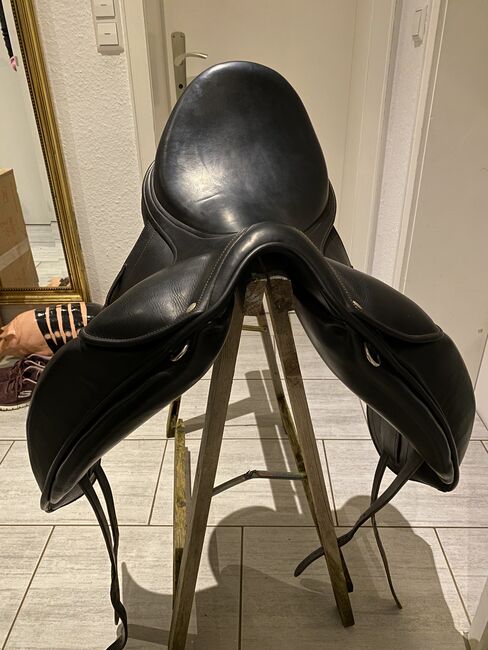 Dressursattel Childéric DSG, 17,5 Zoll, Childéric DSG, Paulina Ulherr, Dressage Saddle, Schorndorf, Image 3