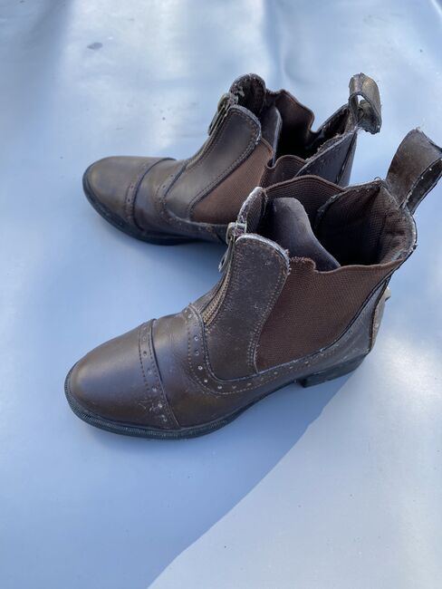 Children’s Jodphur boots UK size 10.5, Shires , Zoe Chipp, Jodhpur Boots, Weymouth, Image 4
