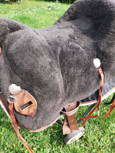 Christ Sattel Lammfellsattel Diamond Plus, Christ Lammfellsattel Diamond Plus, Bounty, Lambskin Pad, Welzheim