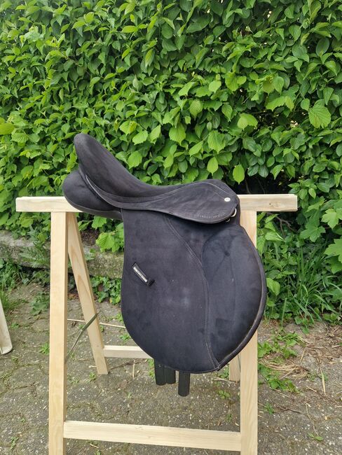 Claridge House (CH) Dressursattel 16,5, Claridge House, Helene, Dressage Saddle, Wachtberg