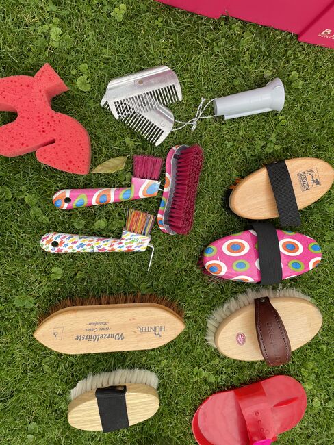 Putzbox pink mit Inhalt, Unterschiedlich , Julia Schmidt, Grooming Brushes & Equipment, Lippstadt, Image 7